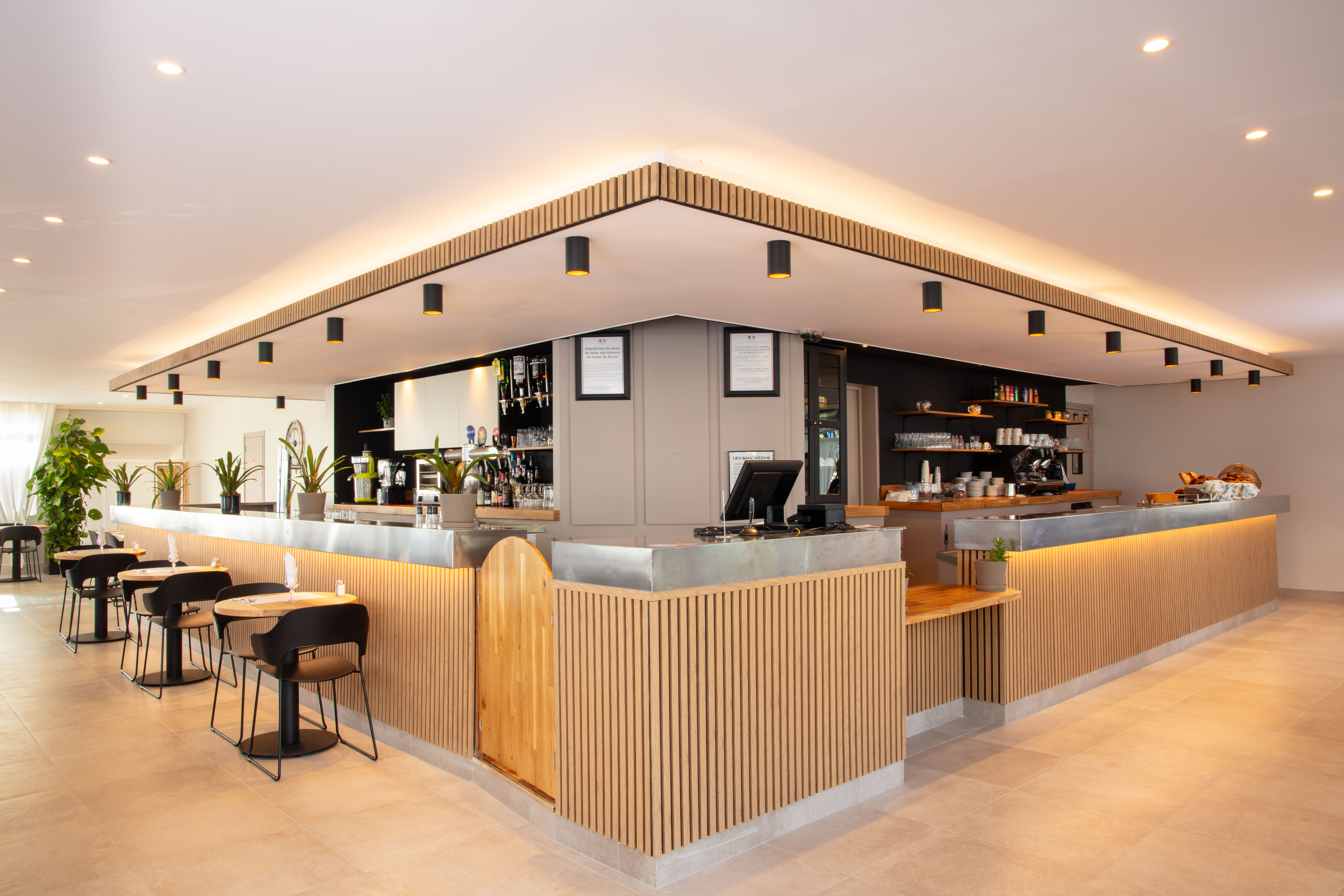 Restaurant ambiance